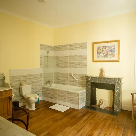 Chateau De Rhodes Bed & Breakfast La Bastide-de-Serou